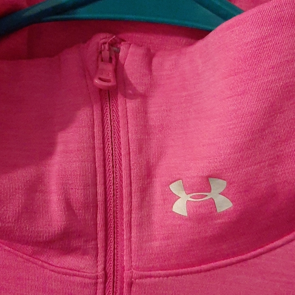 Under Armour 3/4 zip - Picture 3 of 3